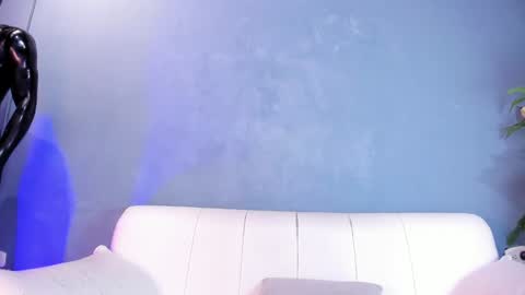 Martin online show from December 3, 1:28 am