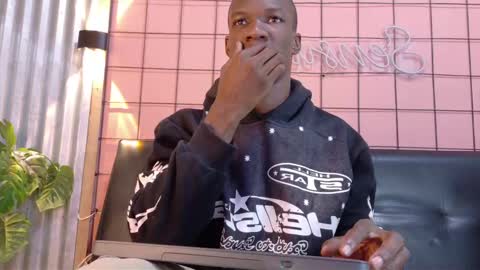 Martin online show from October 3, 1:32 am