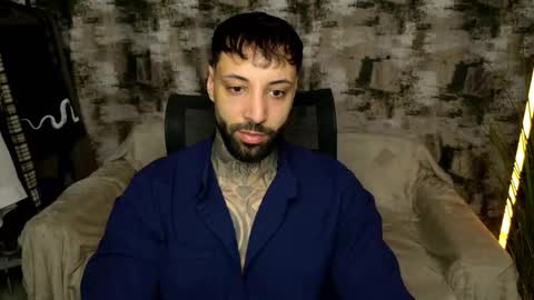 masculineguy69 online show from February 25, 7:15 pm