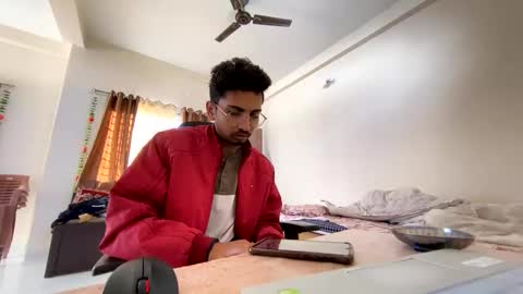 Mask Boy online show from December 11, 3:15 am