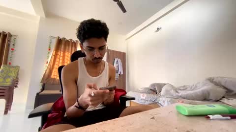 Mask Boy online show from January 22, 4:02 am