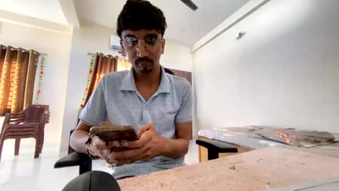 Mask Boy online show from March 5, 3:41 am