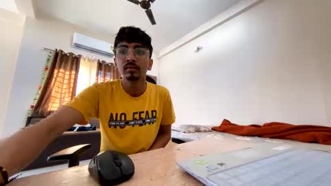 Mask Boy online show from March 6, 3:35 am