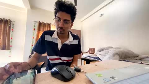 Mask Boy online show from February 9, 4:04 am