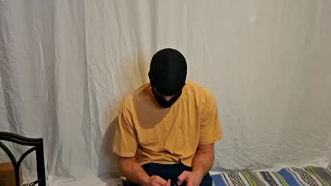 maskedyogaman online show from February 3, 3:15 am