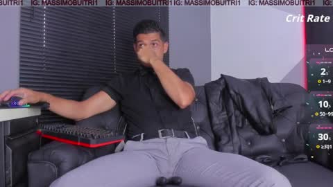 I am Massimo online show from April 4, 10:40 pm