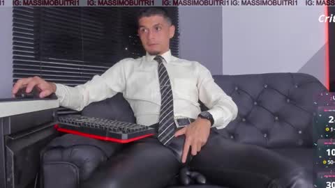 I am Massimo online show from February 12, 1:22 am