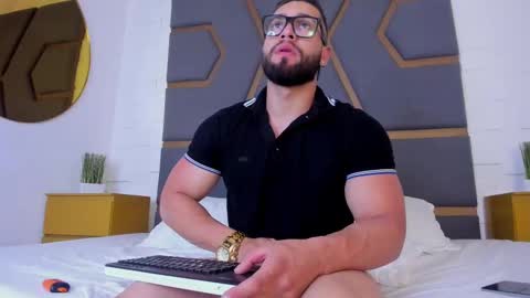 Massimo online show from September 30, 3:45 am