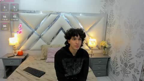 Massimo online show from October 25, 7:37 pm