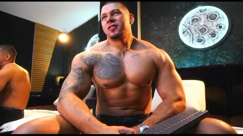 Snapshot of massimowalton2 chatting on November 2, 12:09 pm massimowalton2 online show from November 2, 12:09 pm