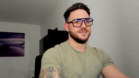 Alex online show from January 8, 6:57 pm