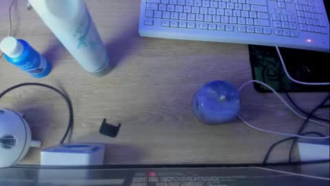 master_boy28 online show from February 19, 3:39 am