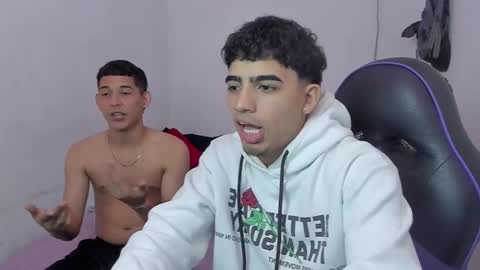 master_boy28 online show from December 6, 5:31 am