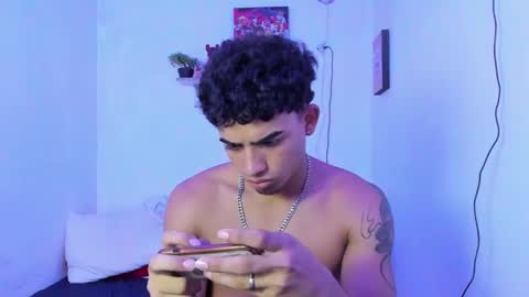 master_boy28 online show from January 8, 6:09 am