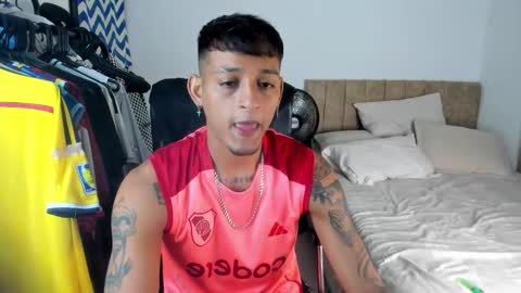 master_boy28 online show from November 8, 7:11 am