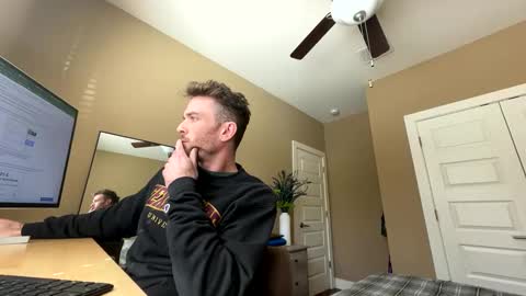 Snapshot of master_louie chatting on January 22, 6:41 pm muskyjockdick online show from January 22, 6:41 pm