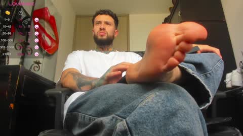 steven  online show from December 31, 9:28 pm