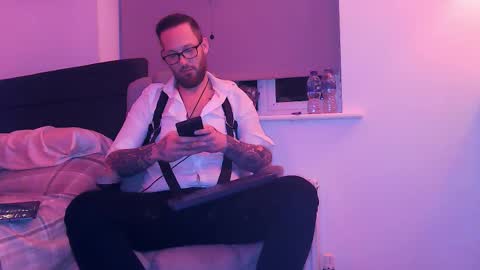 masterbailey online show from February 21, 11:28 pm