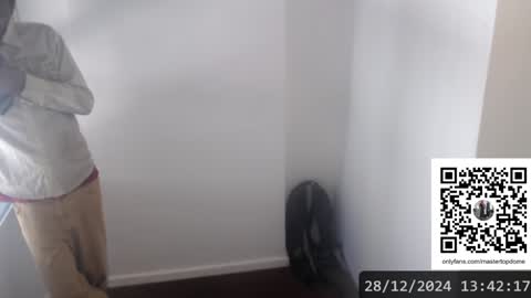 Masterdomfuck online show from December 28, 4:41 pm