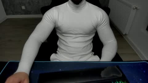 Snapshot of masterkingmuscle chatting on December 29, 7:22 pm masterkingmuscle online show from December 29, 7:22 pm