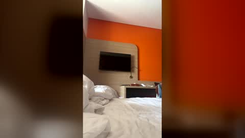 matej_cauci online show from April 6, 3:03 am