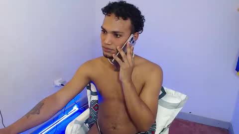 Mateo and Noah online show from February 13, 6:24 pm