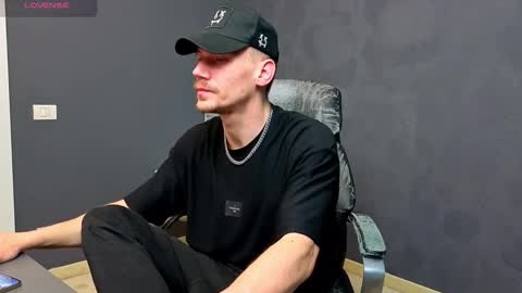 MateoBenjamin online show from March 22, 11:48 am