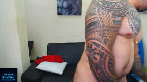 Mateo online show from October 31, 6:44 pm