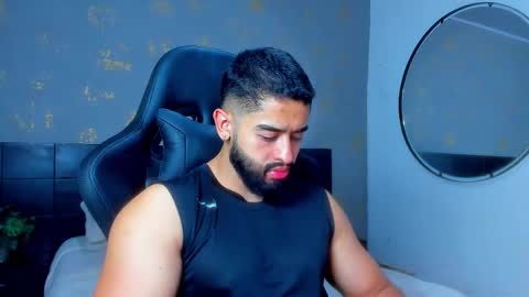 Mathew Flintt  online show from December 19, 12:51 am