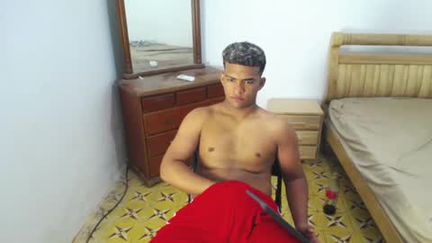 mathews__ online show from December 19, 3:36 am