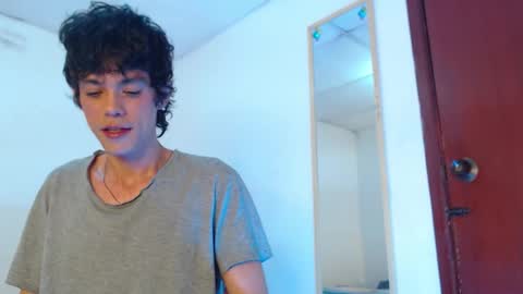 matiasganthier online show from September 15, 8:43 pm