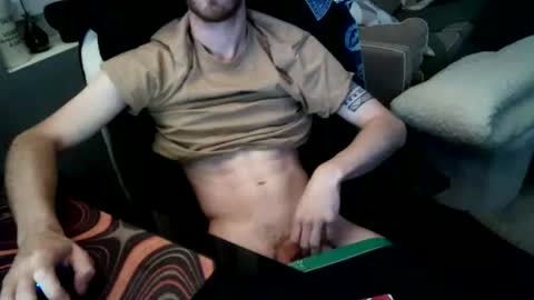 matt1q237916 online show from July 7, 6:44 pm