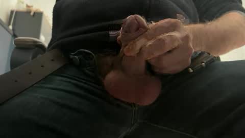 Snapshot of mattdurand17 chatting on December 11, 1:44 pm matt online show from December 11, 1:44 pm