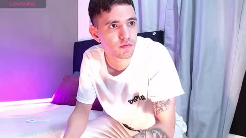 ---Matteo--- online show from November 10, 7:46 am