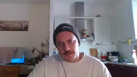 matteushh87 online show from December 22, 9:06 am