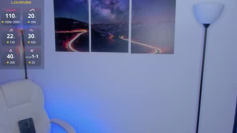 Snapshot of mattsaill_ chatting on October 22, 1:48 pm mattsaill_ online show from October 22, 1:48 pm