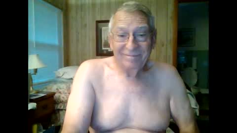 Snapshot of maturecouple1954 chatting on September 15, 11:44 am SXECPL55 at G mail Dot Com online show from September 15, 11:44 am