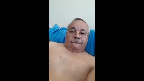 maturemenhot_6969 online show from March 2, 6:59 pm