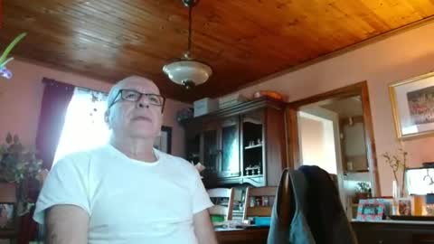 Maurice online show from February 10, 1:01 pm