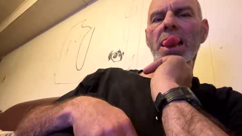 Snapshot of maverick7000 chatting on January 28, 1:08 am maverick7000 online show from January 28, 1:08 am