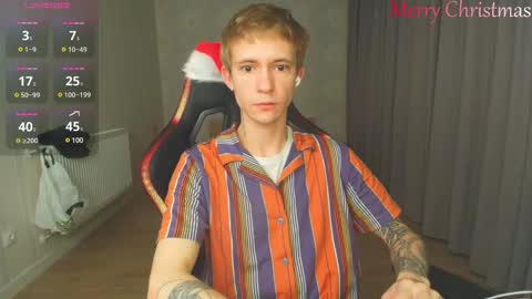 Max Gen with tats 24years  And Ethan without tats 20 years online show from December 25, 11:31 pm