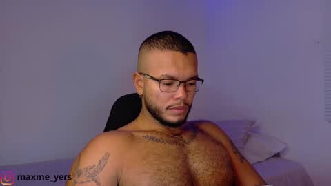 max_meyer online show from October 11, 4:05 am