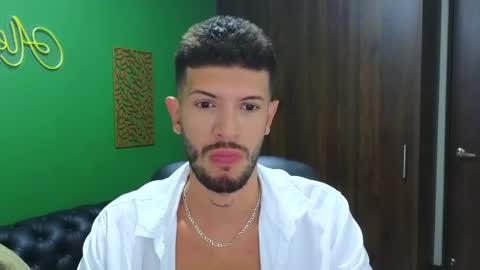 Max Taylor online show from December 27, 8:50 pm