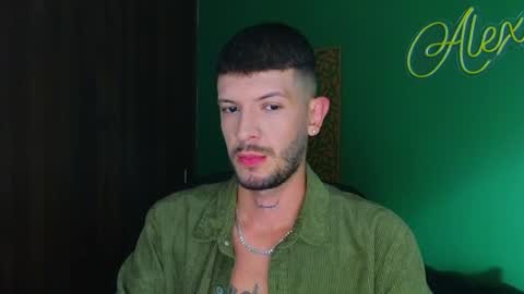 Max Taylor online show from January 2, 10:01 pm