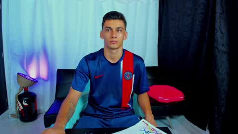 MAX     online show from February 28, 10:09 am