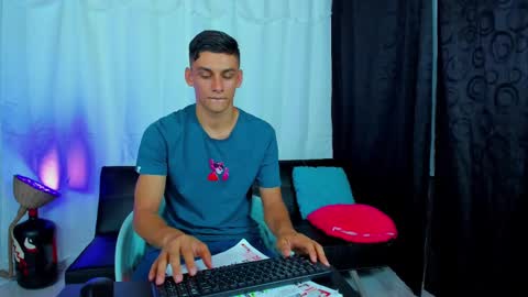 MAX     online show from February 18, 10:16 am