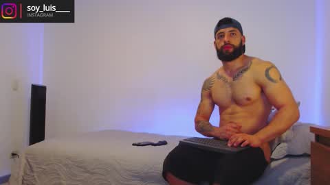 max_xl_ online show from February 15, 12:39 am