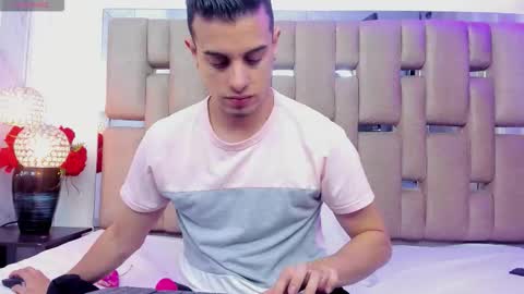 Maximiliano online show from September 9, 12:37 pm