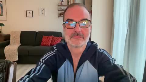 Max Mikado online show from January 29, 1:28 pm