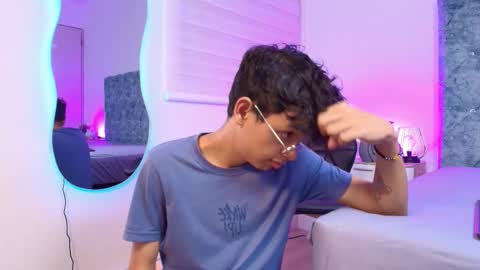 M A X F R O S T   online show from January 15, 8:11 pm